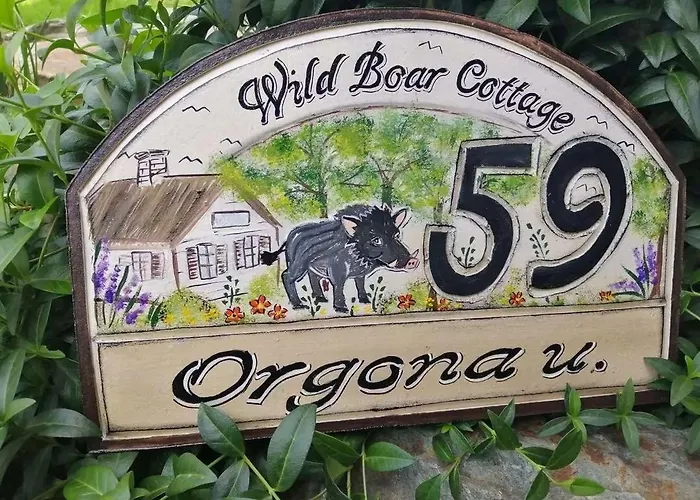 Wild Boar Cottage - Romantic Getaway
